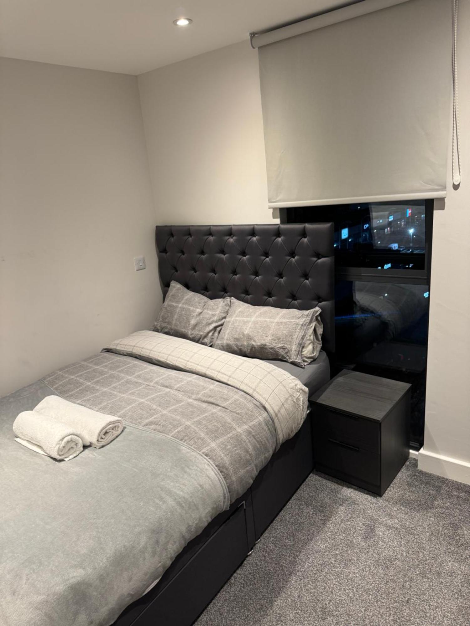Ferienwohnung Regent Plaza Manchester Exterior foto