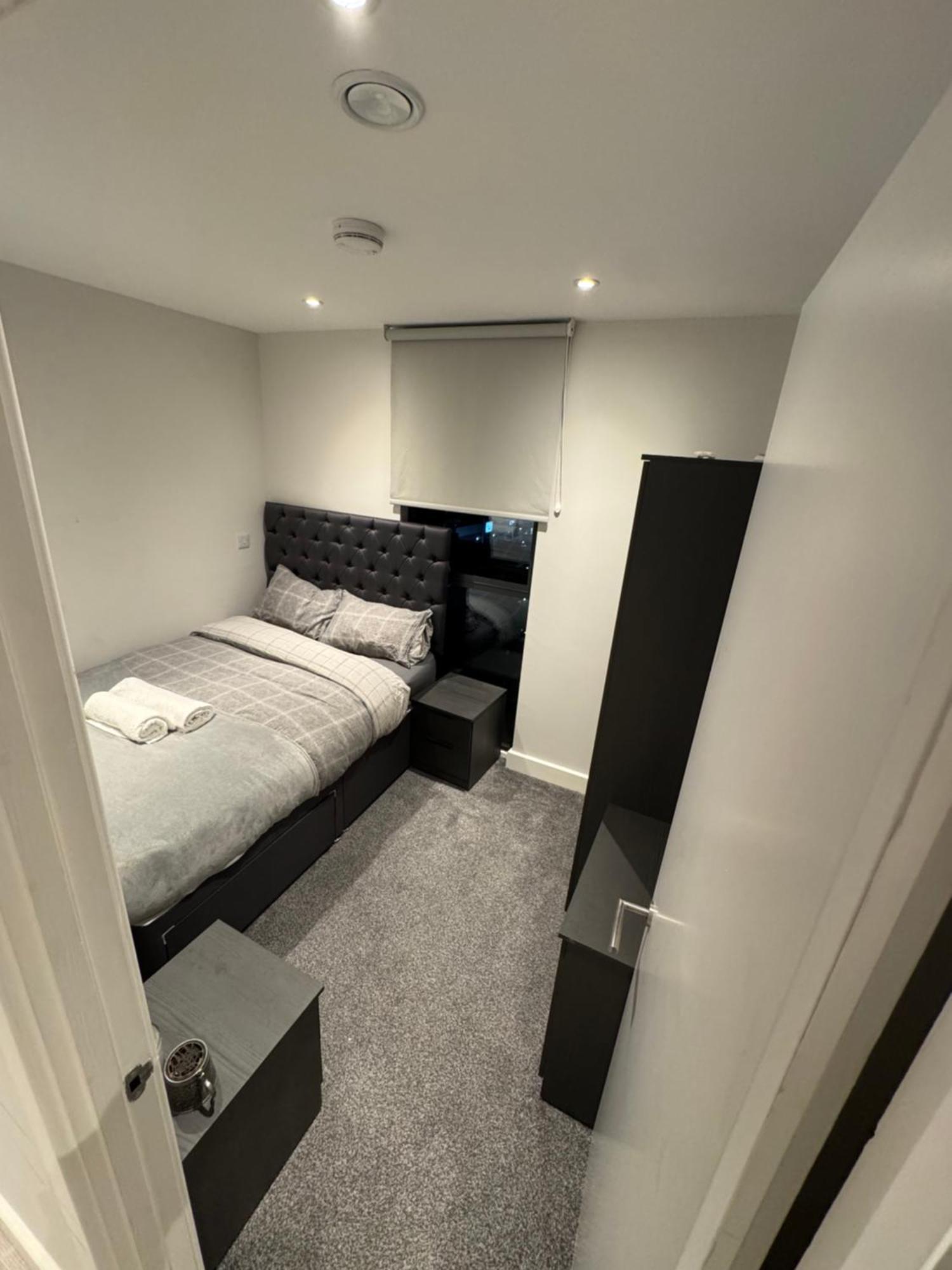 Ferienwohnung Regent Plaza Manchester Exterior foto